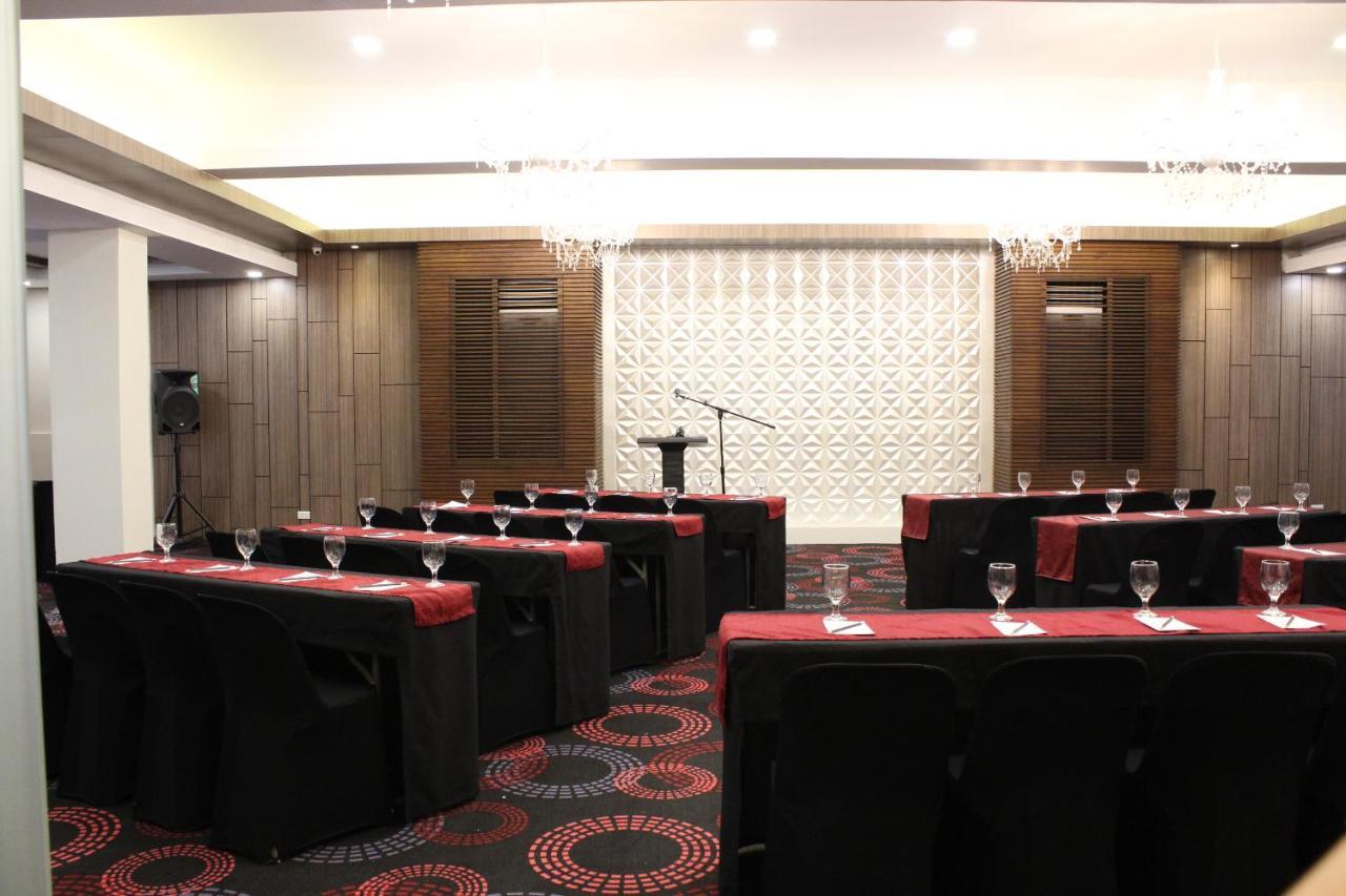 Fersal Hotel Malakas, Quezon City Εξωτερικό φωτογραφία