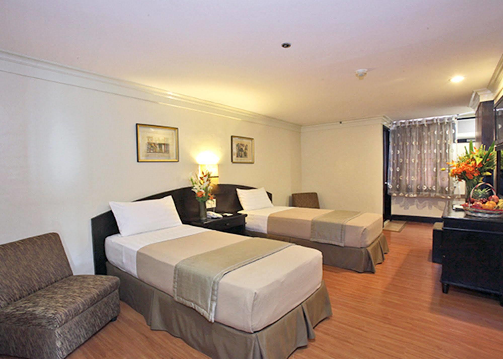 Fersal Hotel Malakas, Quezon City Εξωτερικό φωτογραφία